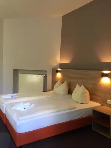 Hostel Familienferienpark Dambeck Kratzeburg